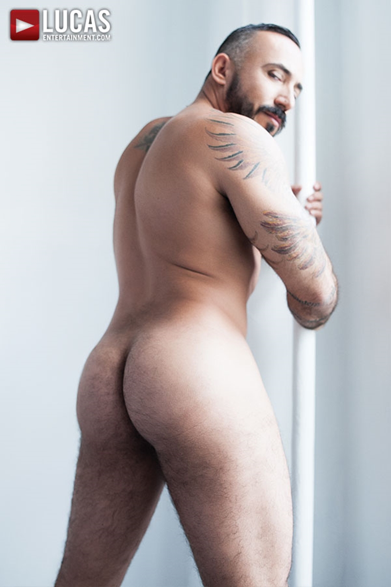 LucasEntertainment-Alessio-Romero-muscle-bear-big-raw-cock-bare-fucking-bottom-stud-Drew-Sumrok-fucked-bareback-004-tube-video-gay-porn-gallery-sexpics-photo