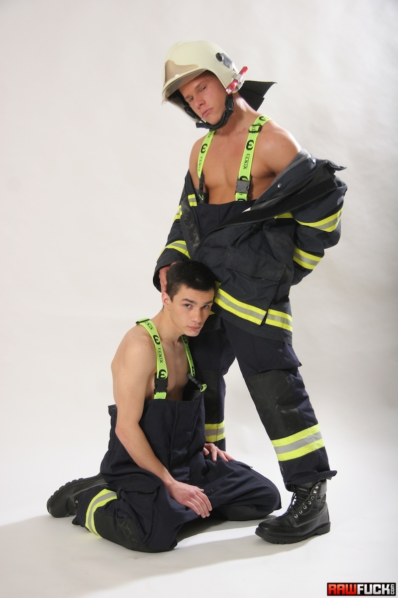 Firemen hunks nude photos - Porn galleries